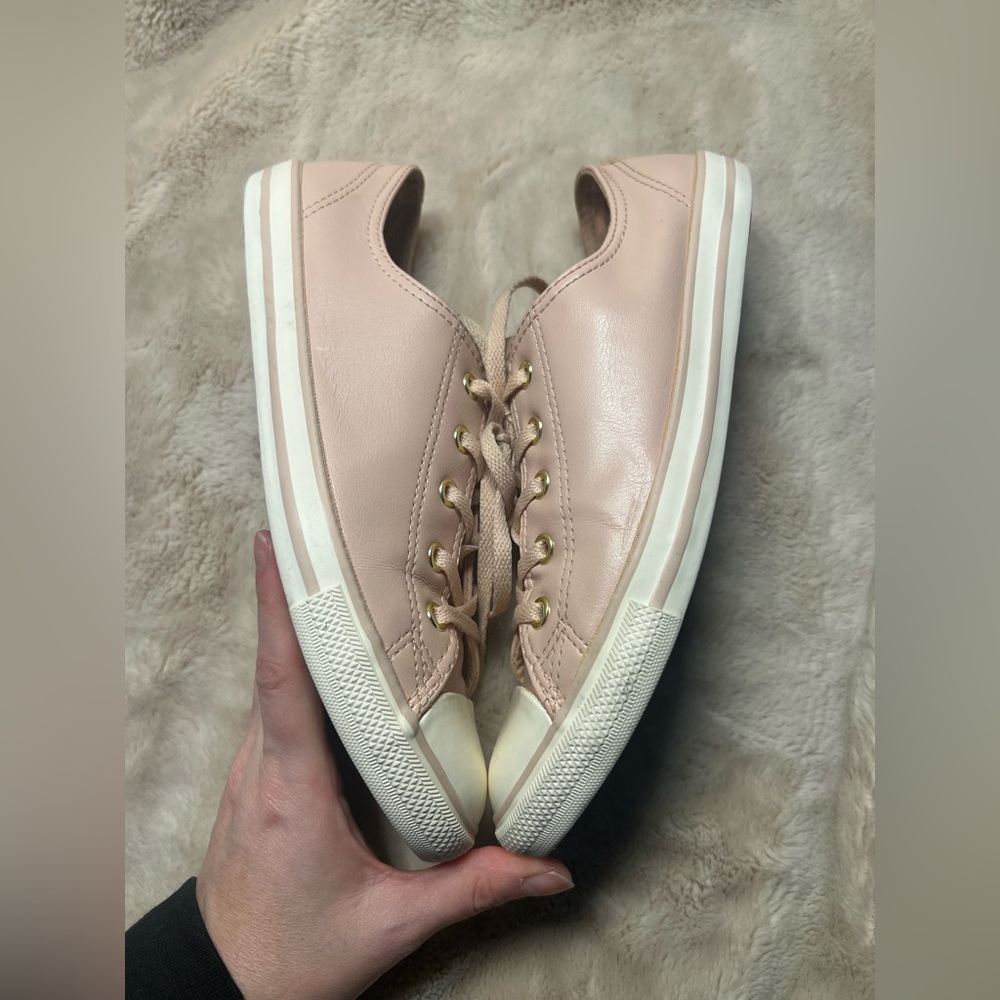 Pink Converse Women’s Size 8 - Picture 4 of 6